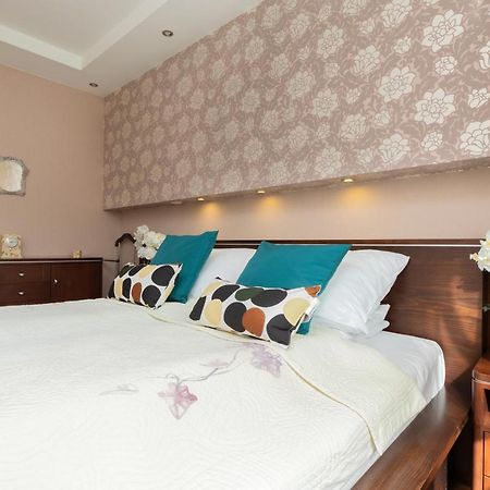 Apartment Trzy Zagle Gdansk By Noclegi Renters Bagian luar foto