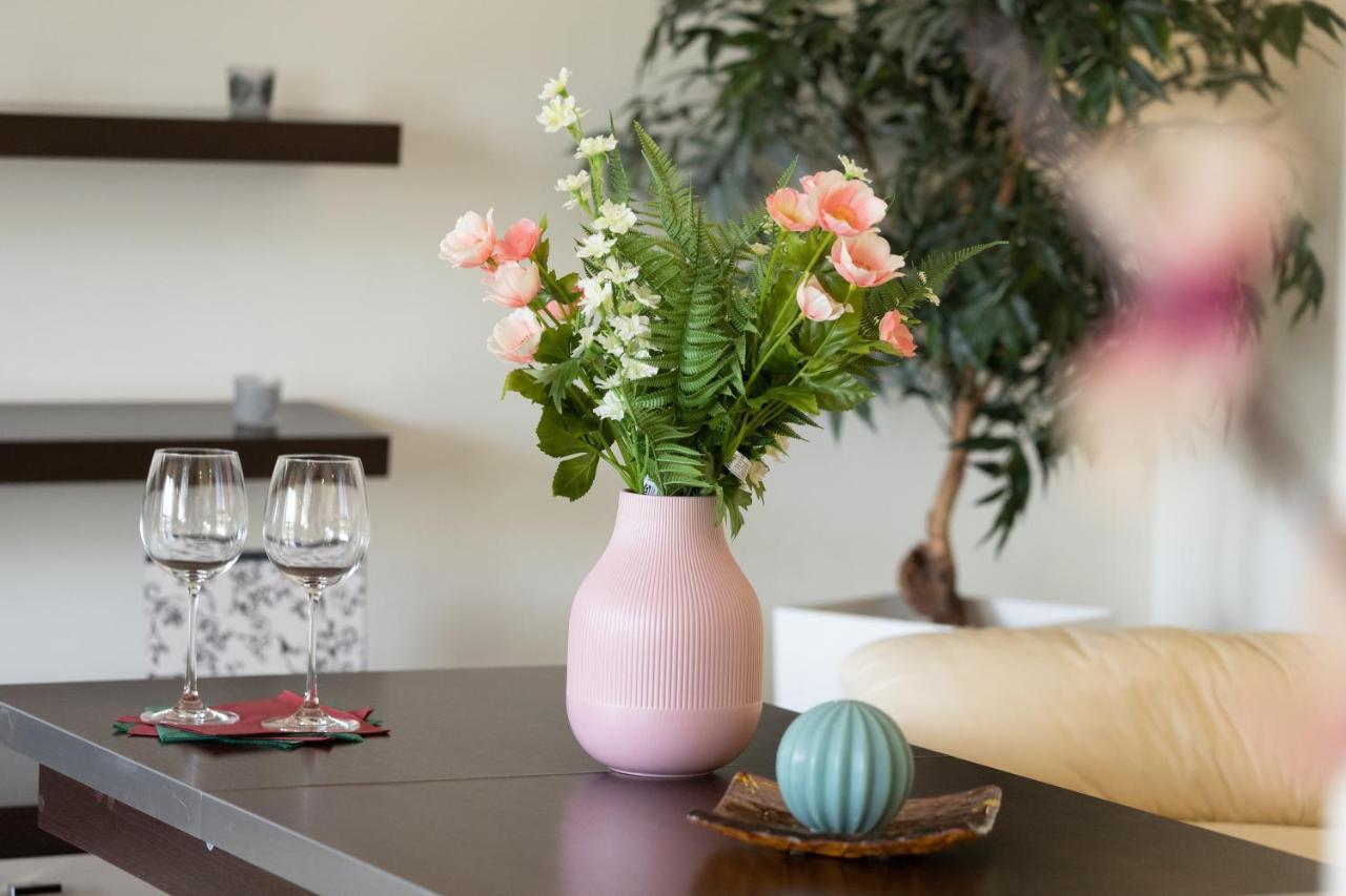 Apartment Trzy Zagle Gdansk By Noclegi Renters Bagian luar foto