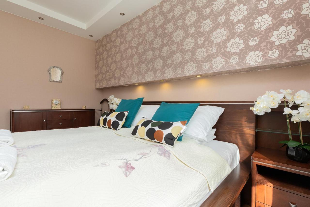 Apartment Trzy Zagle Gdansk By Noclegi Renters Bagian luar foto