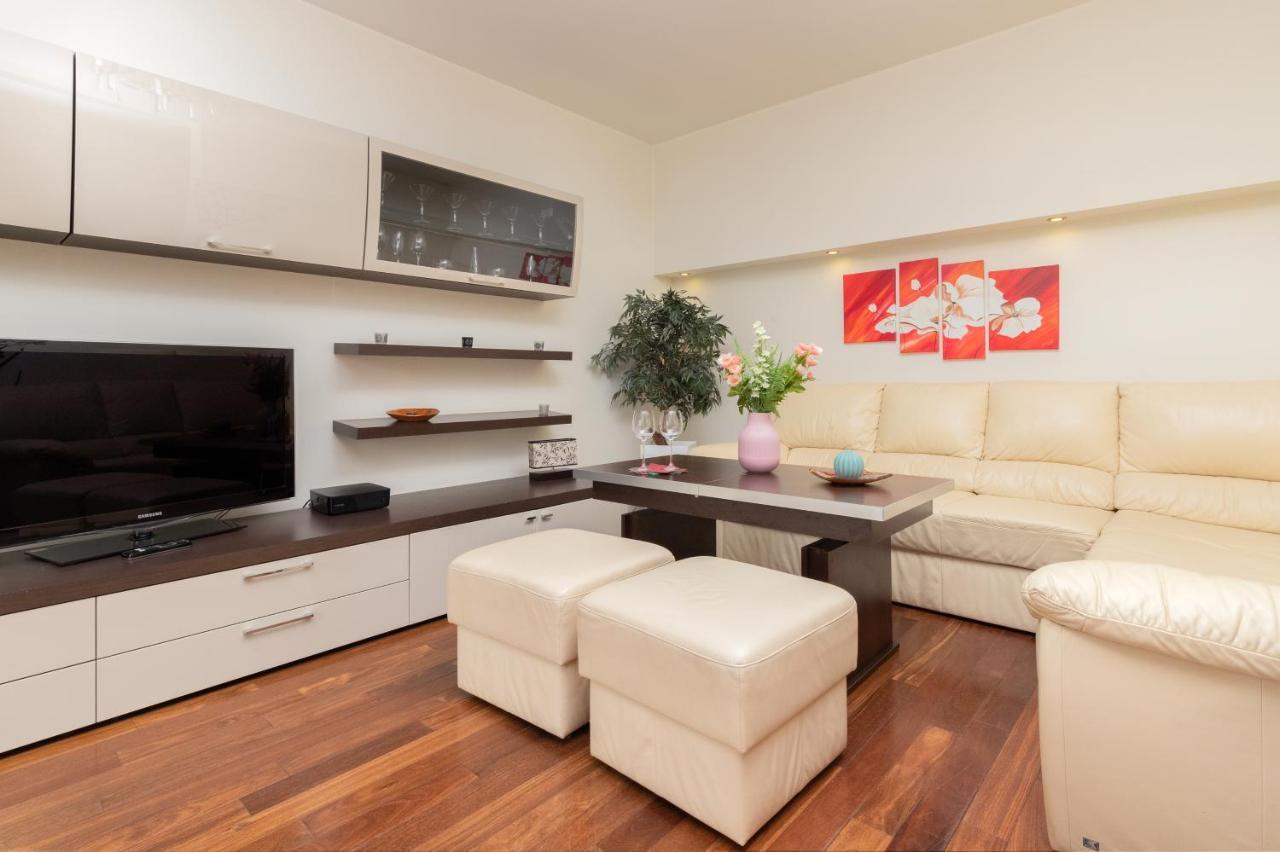 Apartment Trzy Zagle Gdansk By Noclegi Renters Bagian luar foto